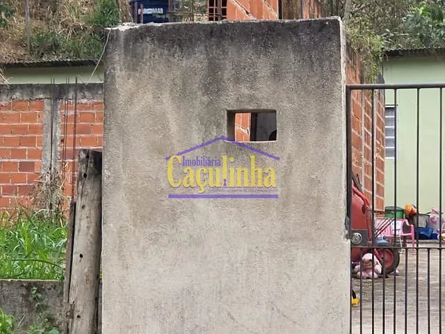 Casa com 706m², à venda, no bairro Parque Santana em Barra do Piraí