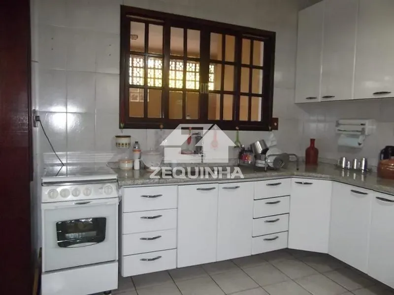 Casa, 3 quartos, 172 m² - Foto 9