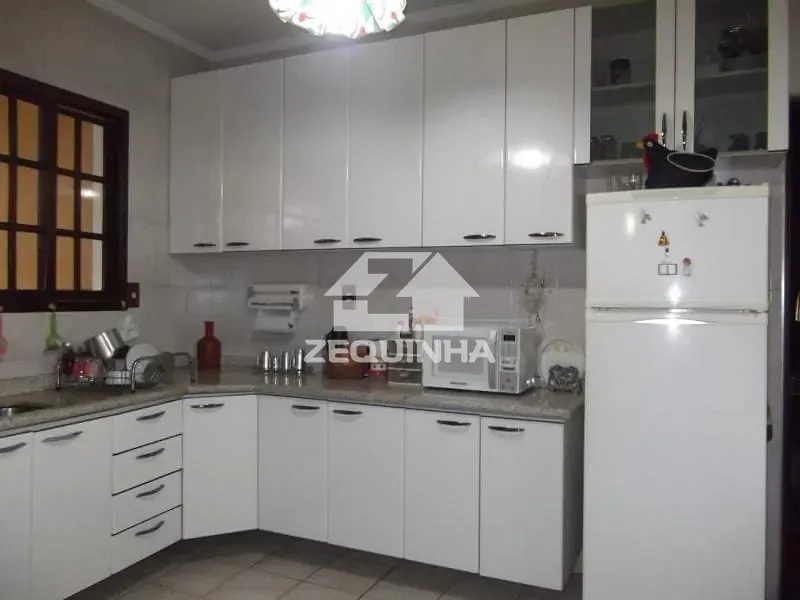 Casa, 3 quartos, 172 m² - Foto 10