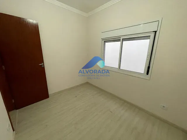 Casa com 125m² 4 quartos e 3 banheiros, à venda, no bairro Jardim das Indústrias em São José dos Campos