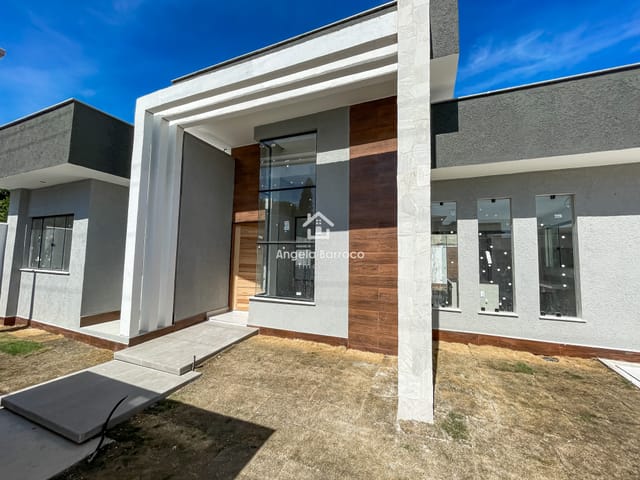 Casa com 225m² 3 quartos e 3 banheiros, à venda, no bairro Praia de Itaipuaçu em Maricá