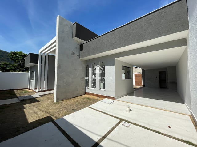 Casa com 225m² 3 quartos e 3 banheiros, à venda, no bairro Praia de Itaipuaçu em Maricá