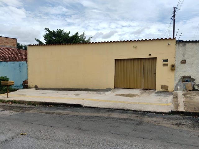 Casa 3 quartos e 2 banheiros, à venda, no bairro Cidade Vera Cruz ll em Aparecida de Goiânia