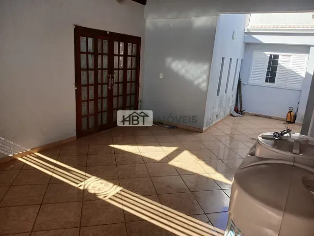 Casa com 176m² 3 quartos e 1 banheiro, à venda, no bairro Jardim Nova Esperança em Bauru