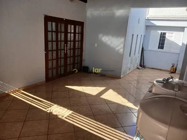 Casa com 176m² 3 quartos e 1 banheiro, à venda, no bairro Jardim Nova Esperança em Bauru