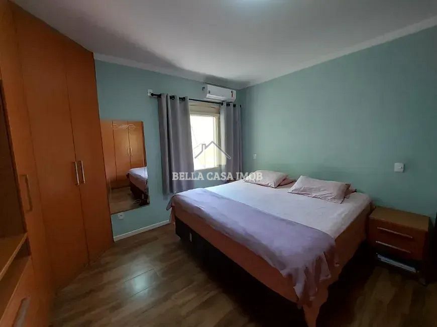 Casa à venda com 3 quartos, 310m² - Foto 13