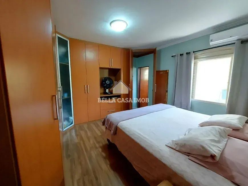 Casa à venda com 3 quartos, 310m² - Foto 14
