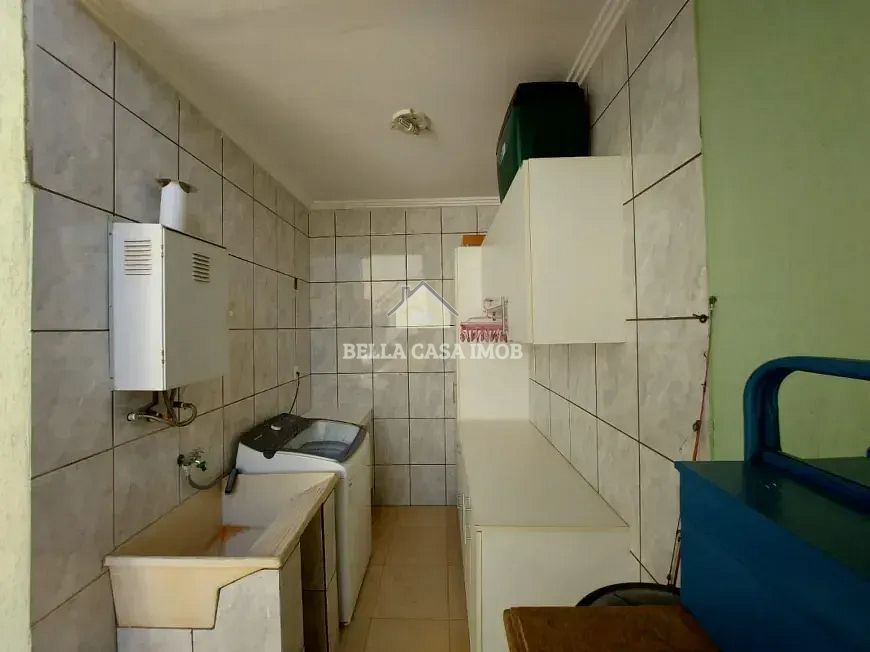 Casa à venda com 3 quartos, 310m² - Foto 28