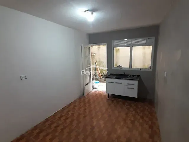 Casa com 26m² 1 quarto e 1 banheiro, para alugar, no bairro Jardim Leonor Mendes de Barros em São Paulo
