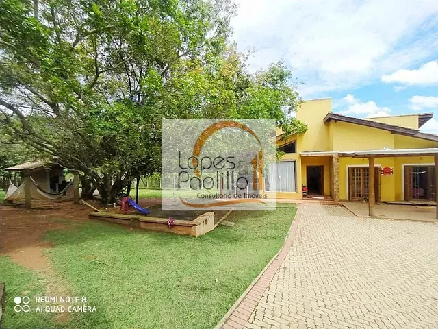 Casa com 1250m² 4 quartos e 4 banheiros, à venda, no bairro Loteamento Jardim Solares em Atibaia