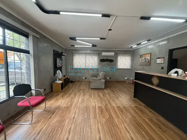 Casa com 290m², para alugar, no bairro Lapa em São Paulo