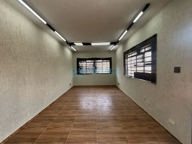 Casa com 290m², para alugar, no bairro Lapa em São Paulo