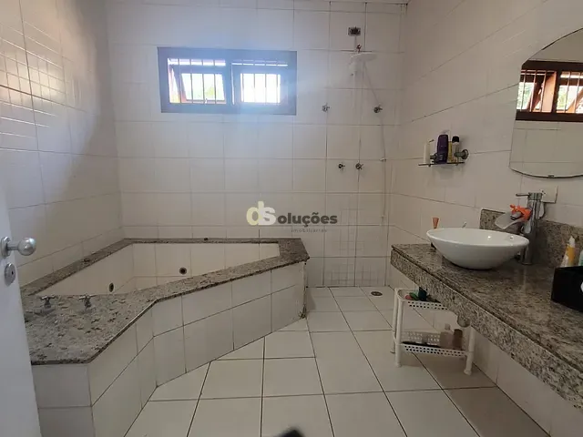 Casa 4 quartos e 4 banheiros, à venda, no bairro Campo Belo em São Paulo