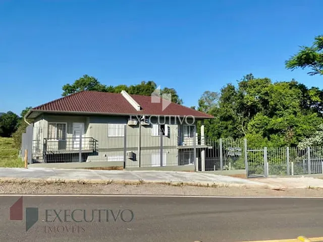 Casa 2 quartos e 1 banheiro, para alugar, no bairro Medianeira em Arroio Do Meio