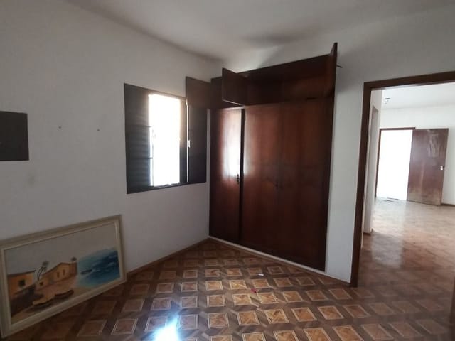Casa com 270m² 4 quartos e 4 banheiros, à venda, no bairro Centro em Tatuí