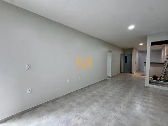 Casa 3 quartos e 4 banheiros, para alugar, no bairro Pedreira em Belém