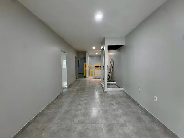 Casa 3 quartos e 4 banheiros, para alugar, no bairro Pedreira em Belém
