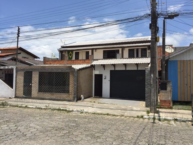 Casa com 275m² 2 quartos e 3 banheiros, à venda, no bairro São Vicente em Itajaí