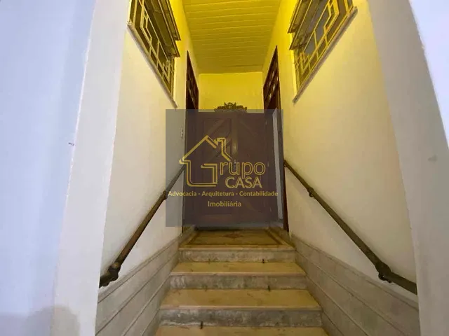 Casa com 295m² 5 quartos e 2 banheiros, à venda, no bairro Gragoatá em Niterói