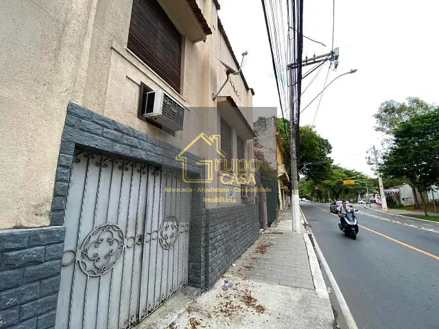 Casa com 295m² 5 quartos e 2 banheiros, à venda, no bairro Gragoatá em Niterói