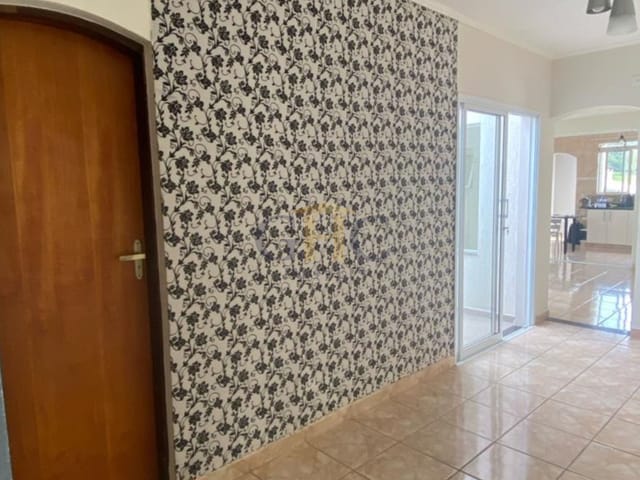 Casa com 250m² 4 quartos e 3 banheiros, à venda, no bairro Terras de São João em Salto de Pirapora