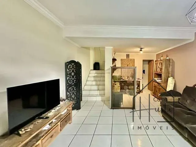 Casa com 163m² 2 quartos e 2 banheiros, à venda, no bairro Jardim Rebelato em Cotia