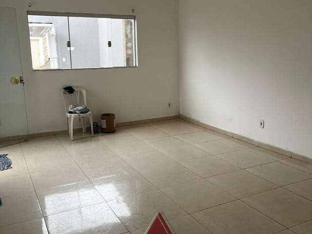 Casa com 160m² 2 quartos e 2 banheiros, à venda, no bairro Jardim São Francisco em Franca