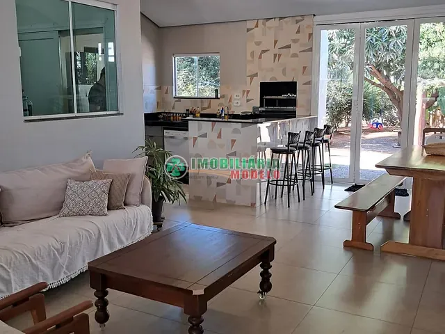 Casa 3 quartos e 1 banheiro, à venda, no bairro Flamboyant II em Canarana