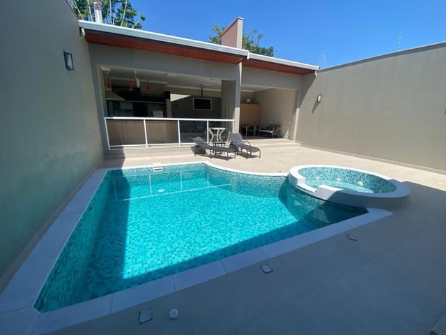 Linda casa á Venda!!!