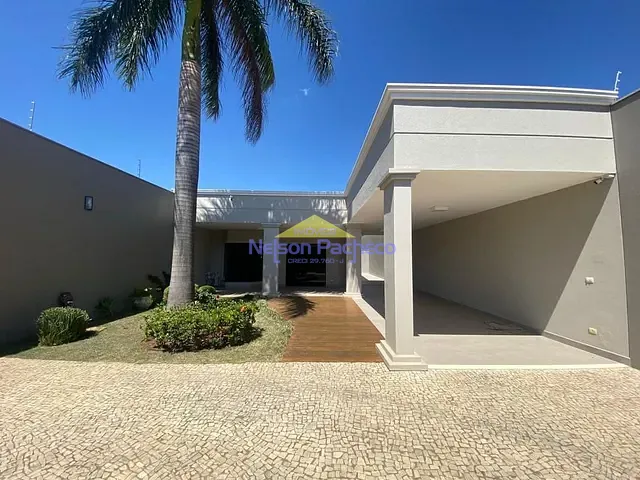 Casa com 690m² 3 quartos e 2 banheiros, à venda, no bairro Vila Cardoso em Capivari