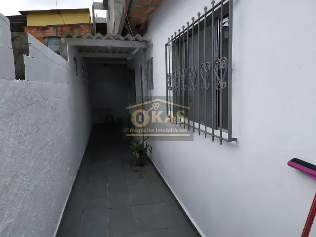 Casa com 100m² 1 quarto e 1 banheiro, à venda, no bairro Fazenda Aya em Suzano