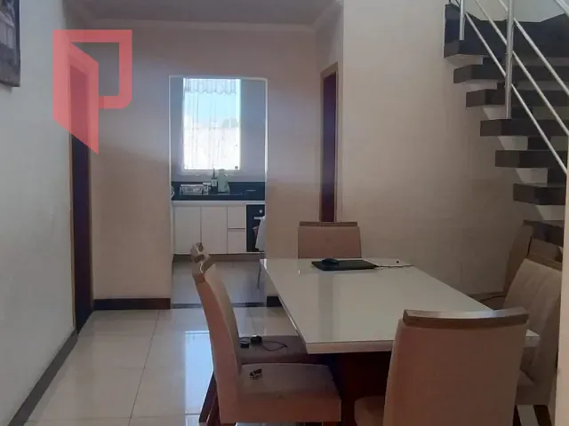 Casa com 354m² 3 quartos e 3 banheiros, à venda, no bairro Caiçaras em Belo Horizonte