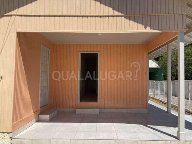 Casa 3 quartos e 1 banheiro, para alugar, no bairro Humaitá de Cima em Tubarão