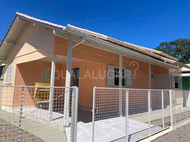 Casa 3 quartos e 1 banheiro, para alugar, no bairro Humaitá de Cima em Tubarão