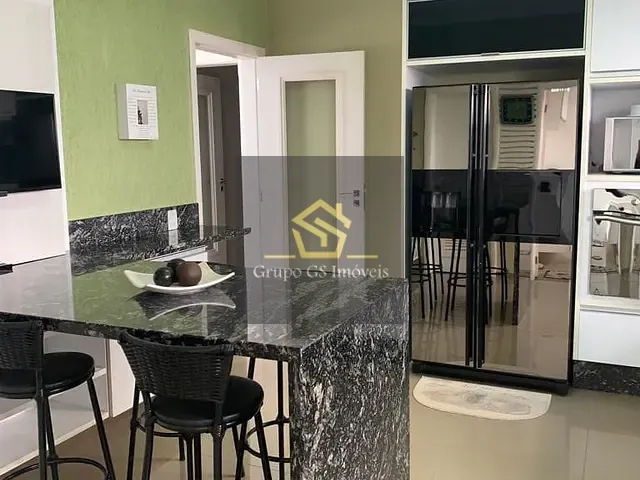 Casa com 600m² 4 quartos e 6 banheiros, à venda, no bairro Buracão em Vinhedo