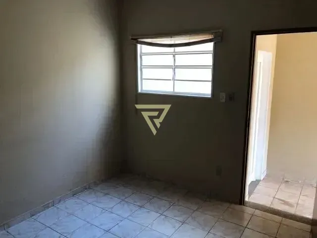 Casa com 319m² 4 quartos e 3 banheiros, à venda, no bairro Jardim São Luiz em Ribeirão Preto