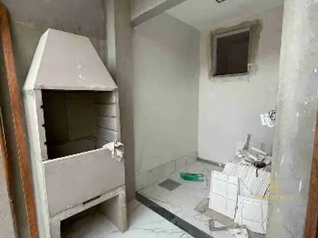 Casa com 100m² 3 quartos e 3 banheiros, à venda, no bairro Roma em Volta Redonda