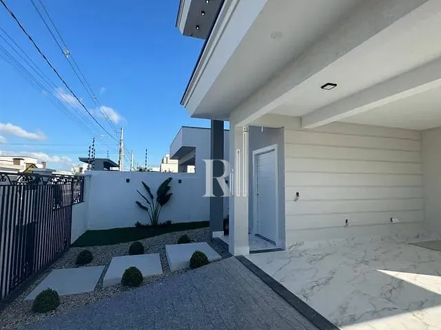 Casa 3 quartos e 3 banheiros, à venda, no bairro Areias em Tijucas