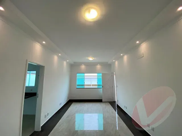 Casa com 250m² 3 quartos e 2 banheiros, à venda, no bairro Real em Praia Grande