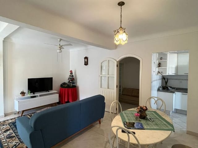 Casa à venda, no bairro Centro em Cambuí