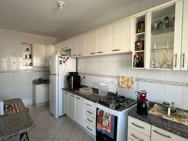 Casa à venda, no bairro Centro em Cambuí