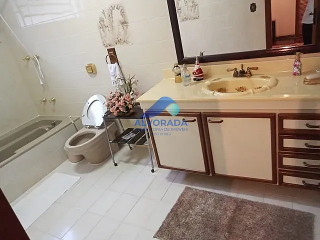 Casa com 800m², à venda, no bairro Jardim Apolo em São José dos Campos