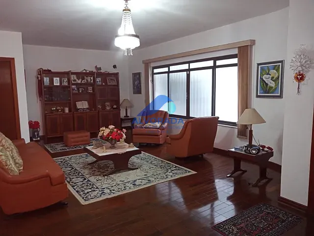 Casa com 800m², à venda, no bairro Jardim Apolo em São José dos Campos