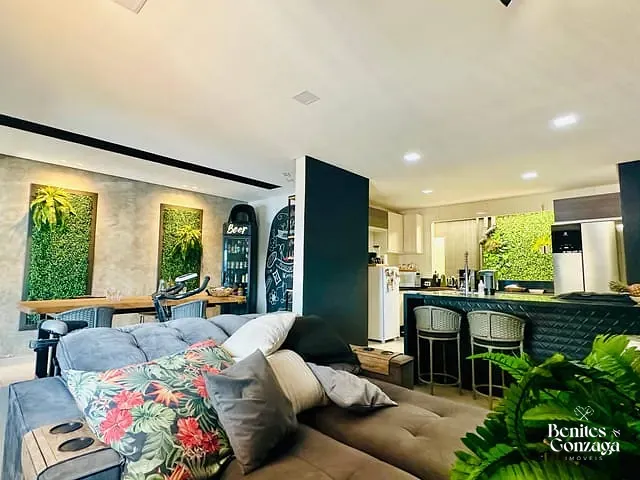Casa com 322m² 3 quartos e 2 banheiros, à venda, no bairro Jardim São Silvestre em Maringá