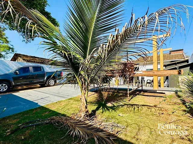 Casa com 322m² 3 quartos e 2 banheiros, à venda, no bairro Jardim São Silvestre em Maringá