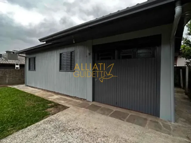 Casa 2 quartos e 1 banheiro, para alugar, no bairro Centenário em Sapiranga