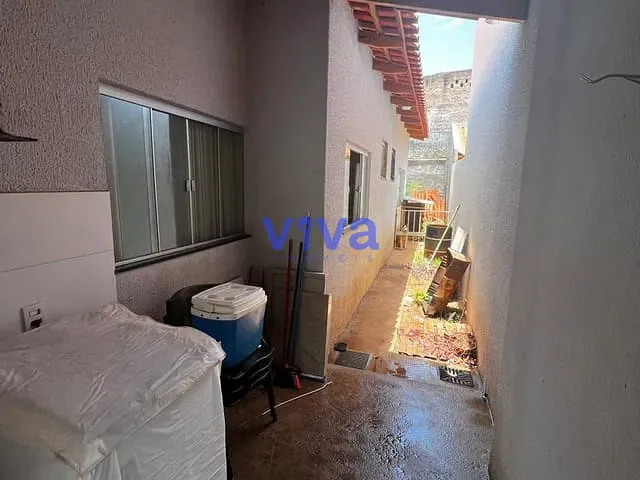 Casa com 185m² 2 quartos e 2 banheiros, à venda, no bairro Jardim Veneza em Aparecida de Goiânia