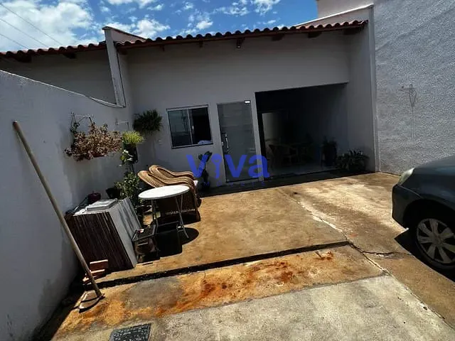 Casa com 185m² 2 quartos e 2 banheiros, à venda, no bairro Jardim Veneza em Aparecida de Goiânia