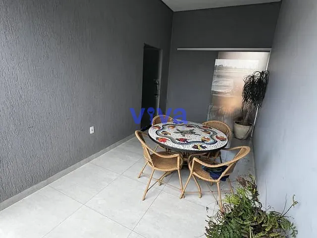 Casa com 185m² 2 quartos e 2 banheiros, à venda, no bairro Jardim Veneza em Aparecida de Goiânia