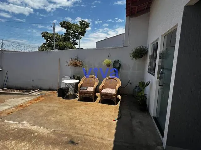 Casa com 185m² 2 quartos e 2 banheiros, à venda, no bairro Jardim Veneza em Aparecida de Goiânia